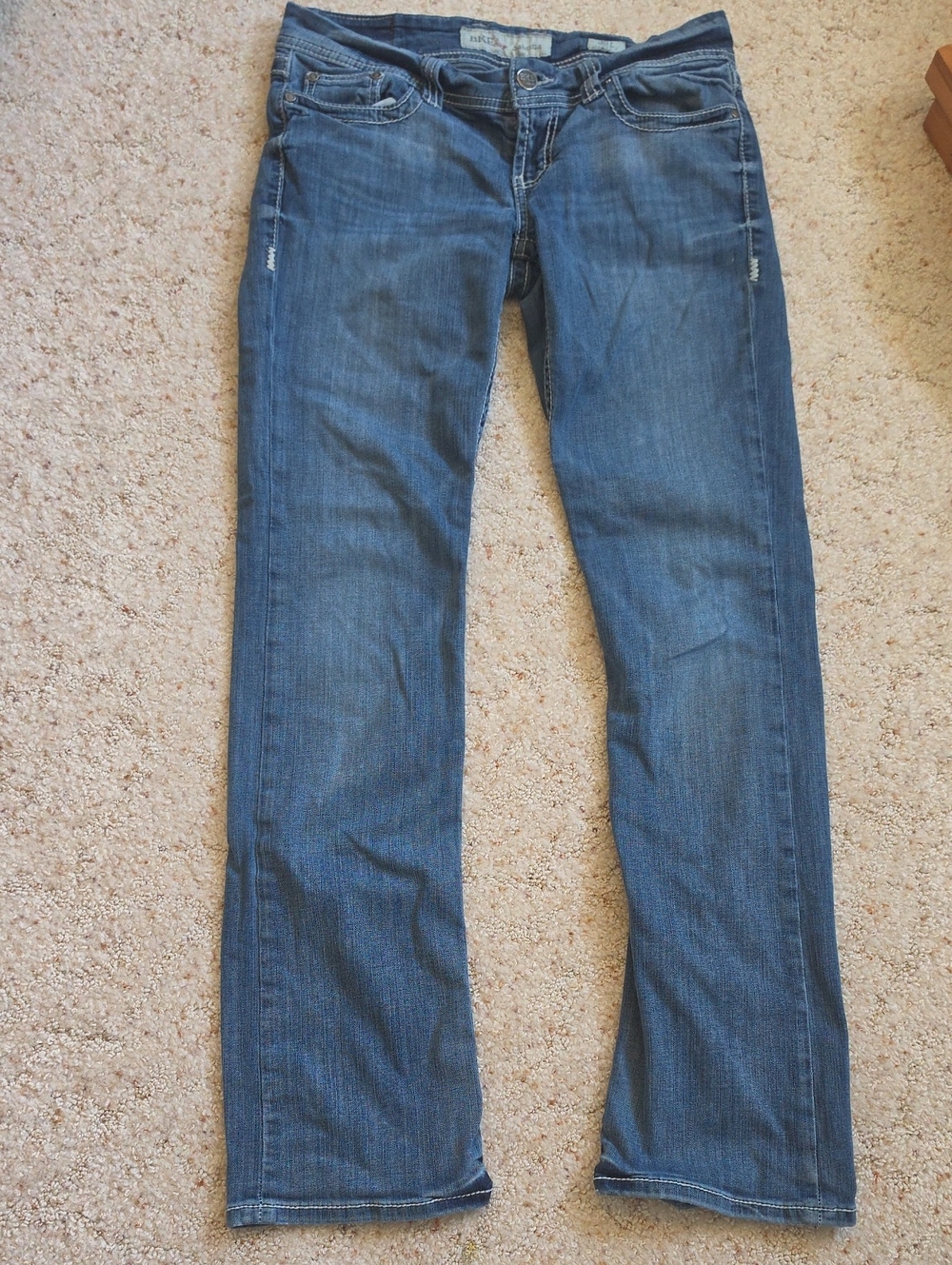 BKE Women's Sabrina Medium Blue Bootcut Jeans